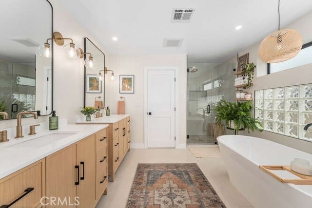 3650 Claremore Avenue, Long Beach CA: https://media.crmls.org/medias/8ffcb2ce-c8f1-4f5c-821a-09ec612528e0.jpg