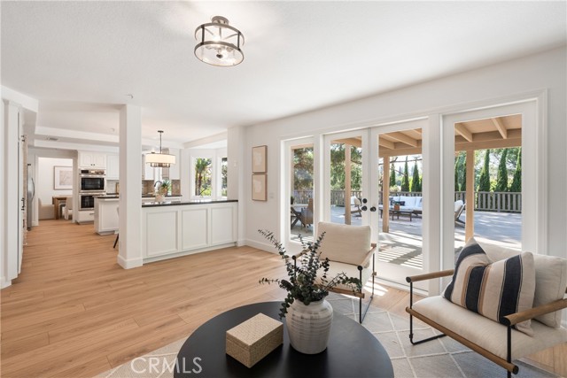 18571 Buena Vista Avenue, Yorba Linda CA: https://media.crmls.org/medias/8ffcb90b-3252-4408-8943-a80f08e6f2c9.jpg