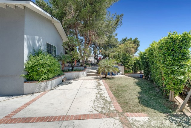 Detail Gallery Image 48 of 56 For 116 N Bonnie Beach Pl, East Los Angeles,  CA 90063 - 6 Beds | 4 Baths