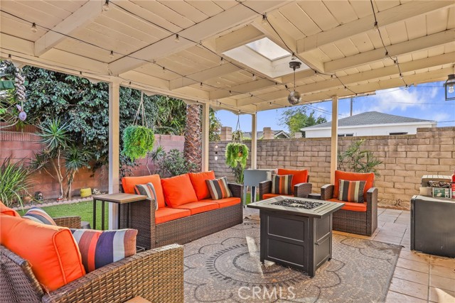 Detail Gallery Image 24 of 30 For 1052 Greenhedge St, Torrance,  CA 90502 - 4 Beds | 2 Baths