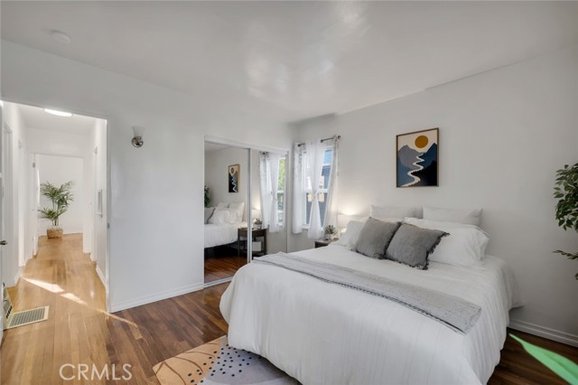 Detail Gallery Image 18 of 37 For 1527 N Avon St, Burbank,  CA 91505 - 4 Beds | 1 Baths