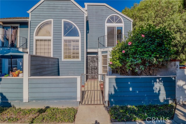 14738 Pioneer Boulevard, Norwalk CA: https://media.crmls.org/medias/8ffe9026-a12e-4f51-a826-fc088b4274de.jpg