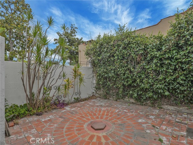 1017 Cordova Avenue, Glendale CA: https://media.crmls.org/medias/8ffec498-4f19-4c8a-a55b-b10f8c001007.jpg