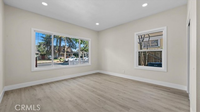 Detail Gallery Image 11 of 19 For 3958 4th, Riverside,  CA 92501 - 2 Beds | 1 Baths