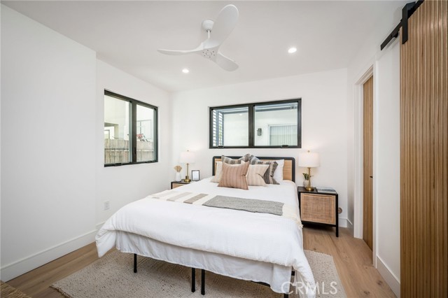 Detail Gallery Image 39 of 62 For 89 Bayview, Manhattan Beach,  CA 90266 - 3 Beds | 3/1 Baths