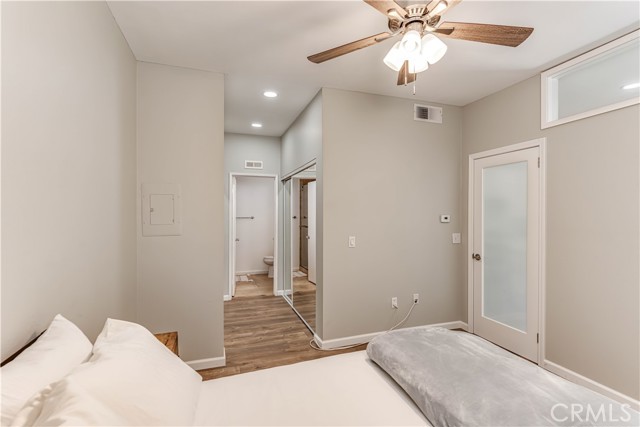 10560 Lakeside N Drive, Garden Grove CA: https://media.crmls.org/medias/8fffeeed-518f-4567-b717-3df61d1bd861.jpg