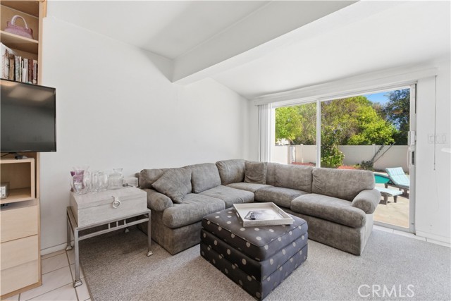 Detail Gallery Image 17 of 33 For 6254 Etiwanda Ave, Tarzana,  CA 91335 - 3 Beds | 2 Baths