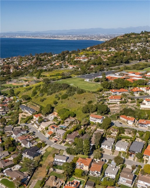 Detail Gallery Image 45 of 60 For 2412 via Carrillo, Palos Verdes Estates,  CA 90274 - 4 Beds | 3 Baths