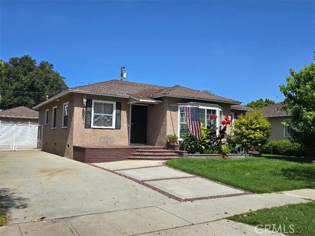 Image 2 for 5435 Adenmoor Ave, Lakewood, CA 90713