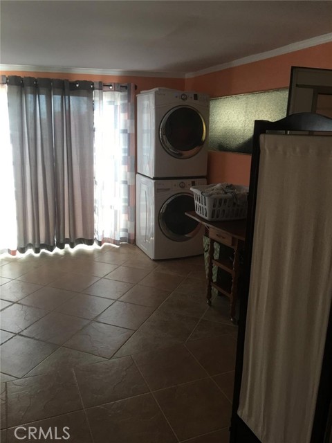 Image 20 of 24 For 1030 Bradbourne Avenue 31