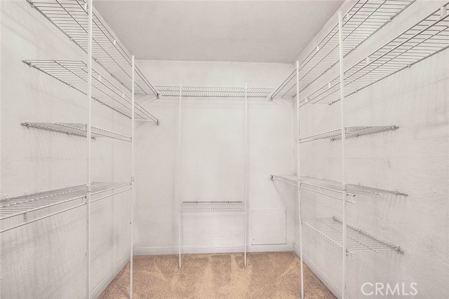 2386 E Del Mar Boulevard, Pasadena CA: https://media.crmls.org/medias/9006a605-ff26-41c2-a031-420f2161b1ae.jpg