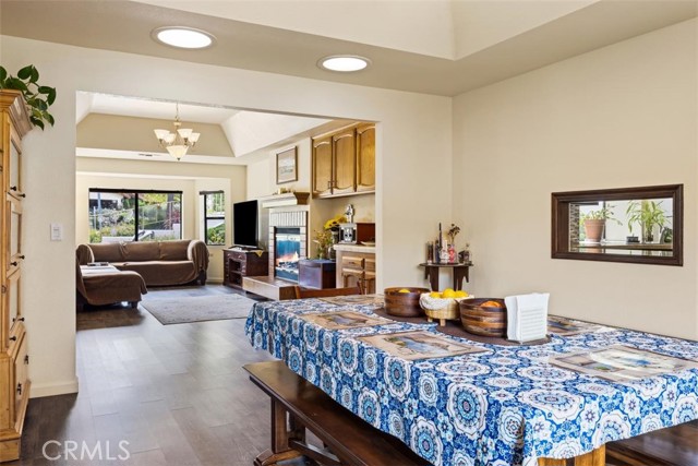Detail Gallery Image 15 of 68 For 156 Anacapa Cir, San Luis Obispo,  CA 93405 - 3 Beds | 3/1 Baths