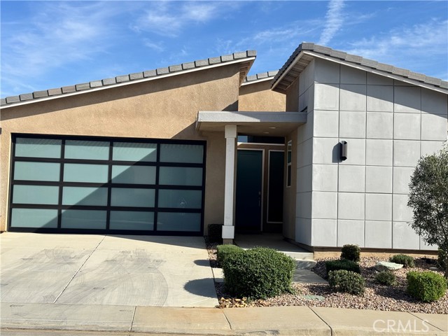 Detail Gallery Image 2 of 7 For 1524 Winding Sun Dr, Beaumont,  CA 92223 - 2 Beds | 2/1 Baths