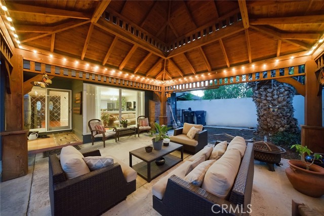 Front Image Thumbnail for CROC25263154