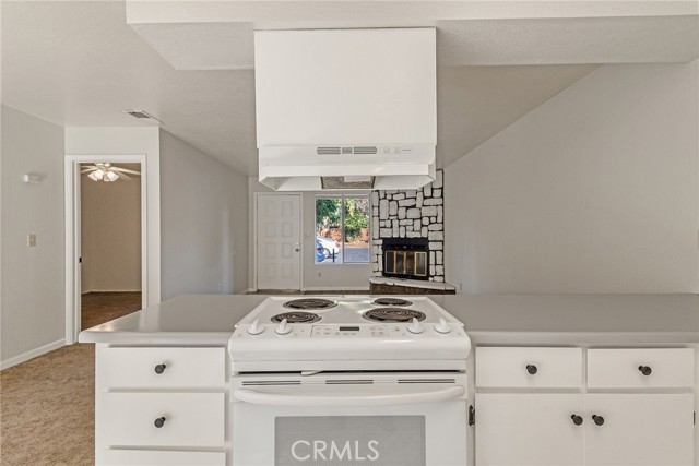 Detail Gallery Image 14 of 29 For 811 W 2nd, Chico,  CA 95926 - – Beds | – Baths