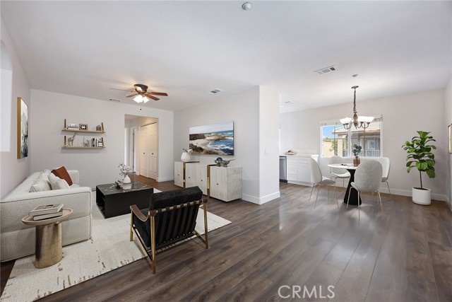 Detail Gallery Image 6 of 27 For 25860 Iris Ave a,  Moreno Valley,  CA 92551 - 2 Beds | 2 Baths