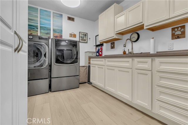 959 Rodeo, Fullerton CA: https://media.crmls.org/medias/90087d66-62d6-43ec-9374-2afab167dba4.jpg