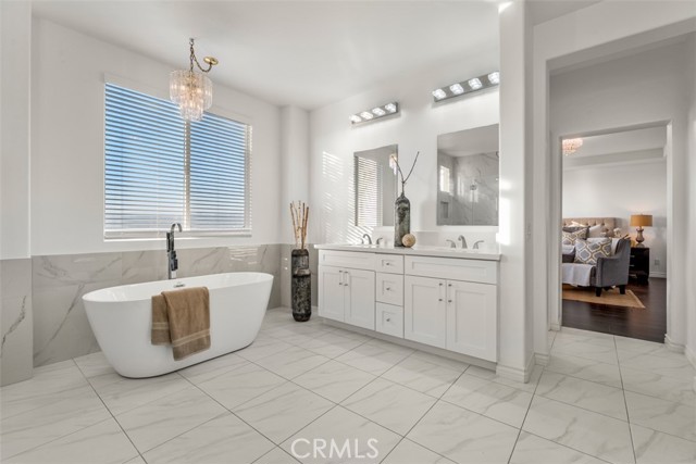 2031 W Snead Street, La Habra CA: https://media.crmls.org/medias/9008c833-b38b-4b5c-8c58-e3bc4f26ac25.jpg