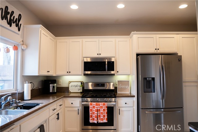 Detail Gallery Image 4 of 23 For 354 Avenida De Amigos, Nipomo,  CA 93444 - 3 Beds | 2/1 Baths