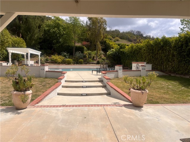 Detail Gallery Image 43 of 58 For 24633 Stagg St, West Hills,  CA 91304 - 5 Beds | 3 Baths