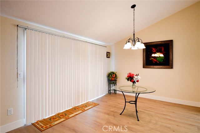 Detail Gallery Image 2 of 25 For 684 Parkview Drive, Lake Elsinore,  CA 92530 - 2 Beds | 1 Baths