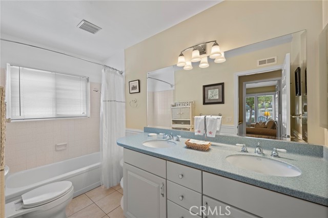 Detail Gallery Image 38 of 56 For 17701 Rainglen Ln, Huntington Beach,  CA 92649 - 3 Beds | 2 Baths