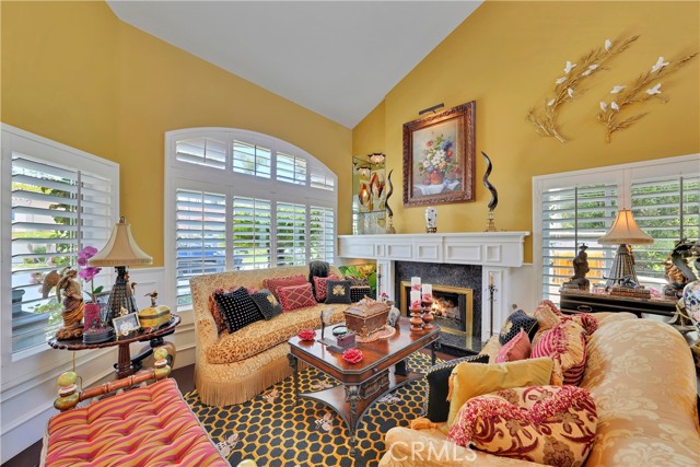 3121 Corte Linda, Newport Beach CA: https://media.crmls.org/medias/900c32c8-56fd-4348-b5e4-ccbf104a824e.jpg