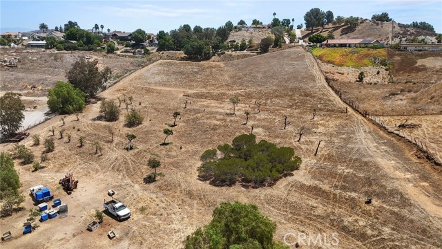 8600 58th Street, Jurupa Valley CA: https://media.crmls.org/medias/900c904e-5c49-4324-8d84-f8c97f467827.jpg