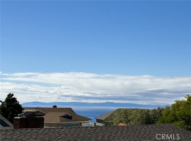 Detail Gallery Image 7 of 41 For 3121 Bern Dr, Laguna Beach,  CA 92651 - 5 Beds | 2/1 Baths