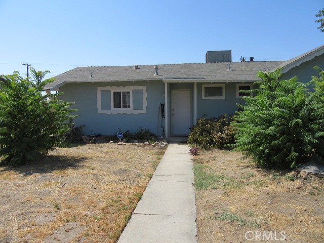 Detail Gallery Image 1 of 1 For 26599 9th St, Highland,  CA 92346 - 3 Beds | 2 Baths