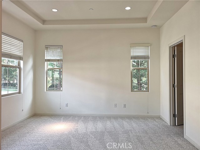 27 Larkfield, Irvine CA: https://media.crmls.org/medias/900e7fbc-f081-4d44-8016-2367c1852e39.jpg