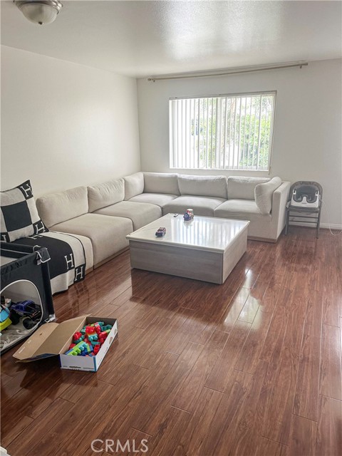 Detail Gallery Image 24 of 30 For 13430 Victory Bld, Van Nuys,  CA 91401 - – Beds | – Baths