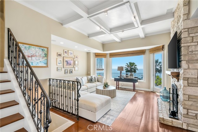 Detail Gallery Image 20 of 43 For 32061 Coast Hwy, Laguna Beach,  CA 92651 - 4 Beds | 4/2 Baths