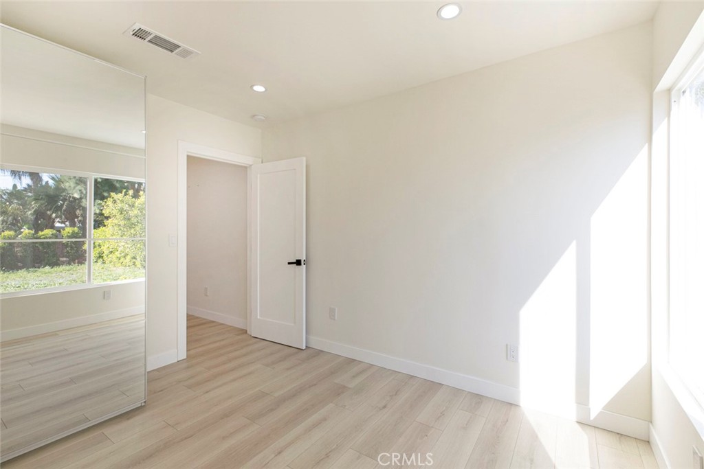 1440 N Maple StreetBurbank img 51