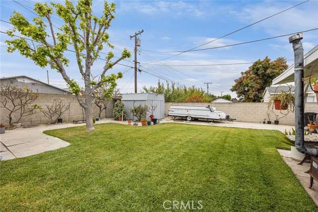 Detail Gallery Image 12 of 13 For 304 N Ranchito St, Anaheim,  CA 92801 - 3 Beds | 2 Baths