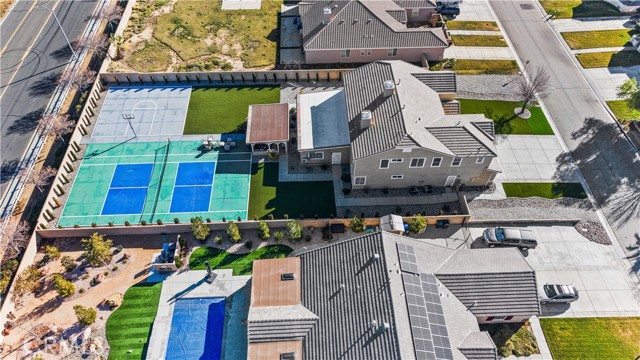 Detail Gallery Image 10 of 75 For 3625 Paddock Way, Quartz Hill,  CA 93536 - 6 Beds | 4/2 Baths