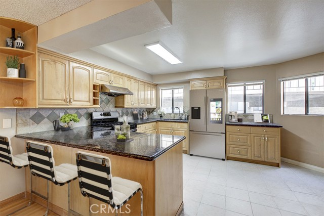 Virtual Staging Kitchen Island