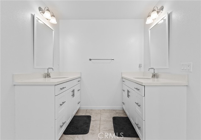 Image 25 of 44 For 36780 Arietta Way