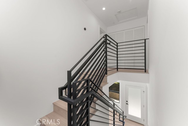 2155 Glenada Avenue, Montrose CA: https://media.crmls.org/medias/9010cd11-3ed5-40d7-950e-10e8192a020c.jpg