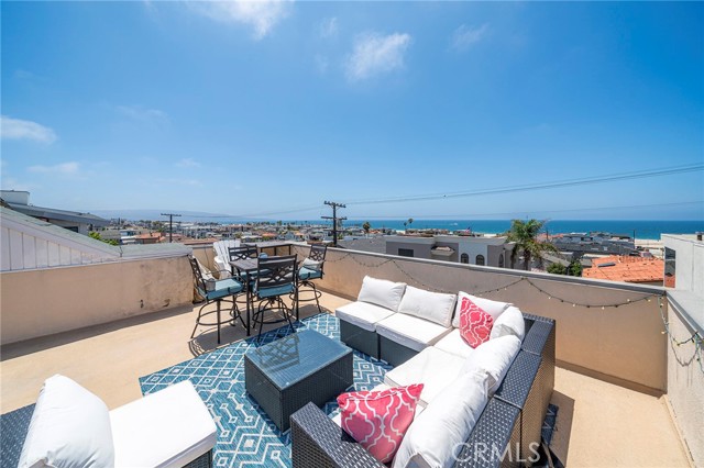 Detail Gallery Image 26 of 26 For 1839 Manhattan Ave, Hermosa Beach,  CA 90254 - 2 Beds | 2 Baths