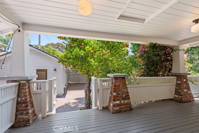 Detail Gallery Image 10 of 35 For 369 Aster St, Laguna Beach,  CA 92651 - 3 Beds | 2 Baths