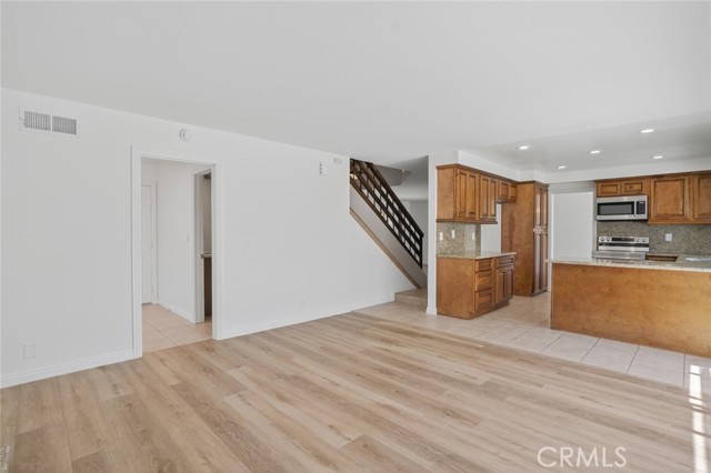 14652 Devonshire Avenue, Tustin CA: https://media.crmls.org/medias/90124b44-dffb-48dd-9927-6d945345e3ad.jpg