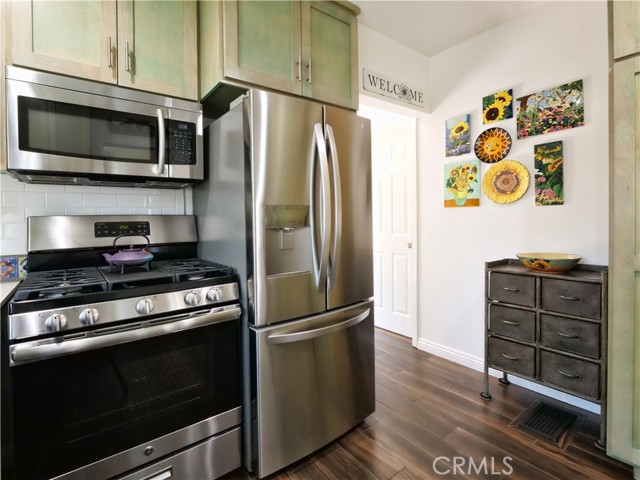Detail Gallery Image 13 of 40 For 3711 S Patton, San Pedro,  CA 90731 - 3 Beds | 2 Baths