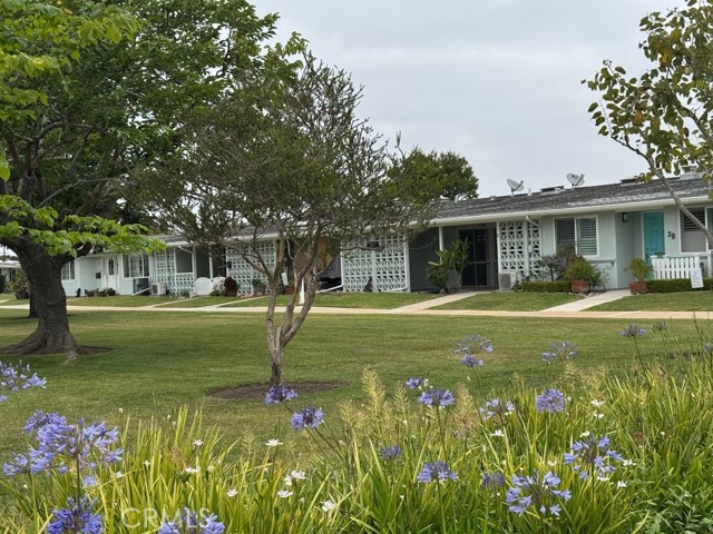 Detail Gallery Image 2 of 17 For 1221 Golden Rain Rd 3c,  Seal Beach,  CA 90740 - 1 Beds | 1 Baths