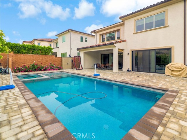 Detail Gallery Image 38 of 43 For 20725 W Liana Ct, Porter Ranch,  CA 91326 - 5 Beds | 5/1 Baths