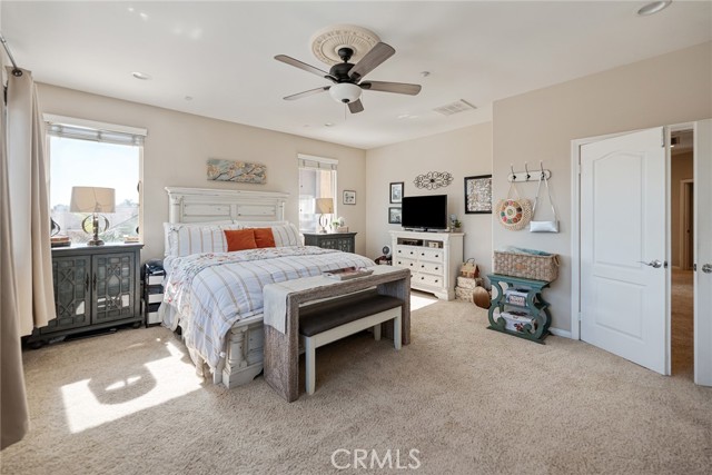 Detail Gallery Image 13 of 34 For 1524 Larsen Ln, Placentia,  CA 92870 - 6 Beds | 4 Baths