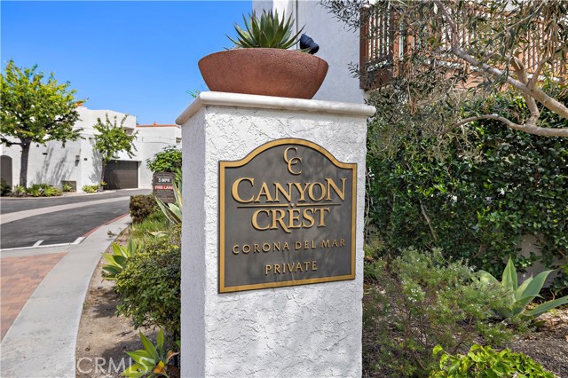 Detail Gallery Image 2 of 46 For 23 Canyon Crest, Corona Del Mar,  CA 92625 - 3 Beds | 2/1 Baths