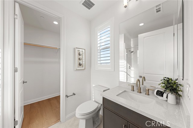 Detail Gallery Image 26 of 75 For 1592 Sunset View, Lake Forest,  CA 92679 - 5 Beds | 4/1 Baths
