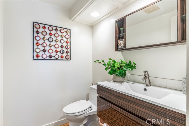 2418 Curtis Avenue, Redondo Beach, California 90278, 3 Bedrooms Bedrooms, ,2 BathroomsBathrooms,Residential,Sold,Curtis,SB22205697