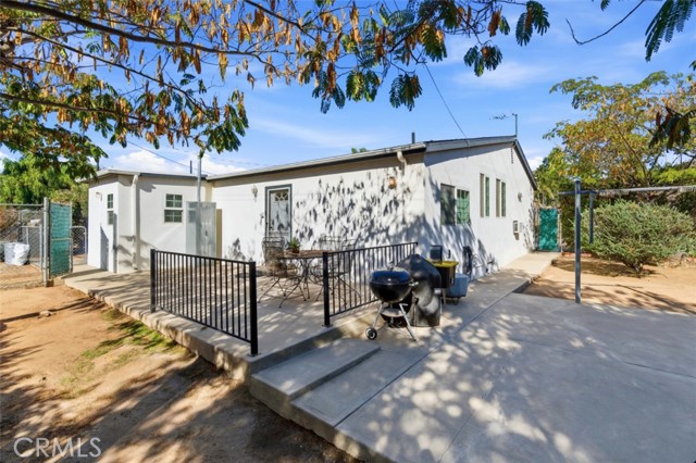 8876 Pigeon Pass, Moreno Valley CA: https://media.crmls.org/medias/901522a3-9977-4781-b391-02dc9494d154.jpg